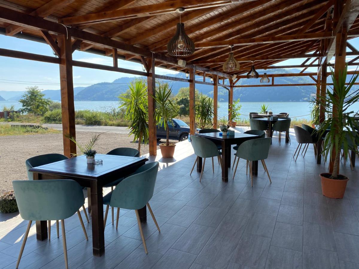 Clisura Dunarii - Pensiunea Casa Creta Liborajdea Buitenkant foto